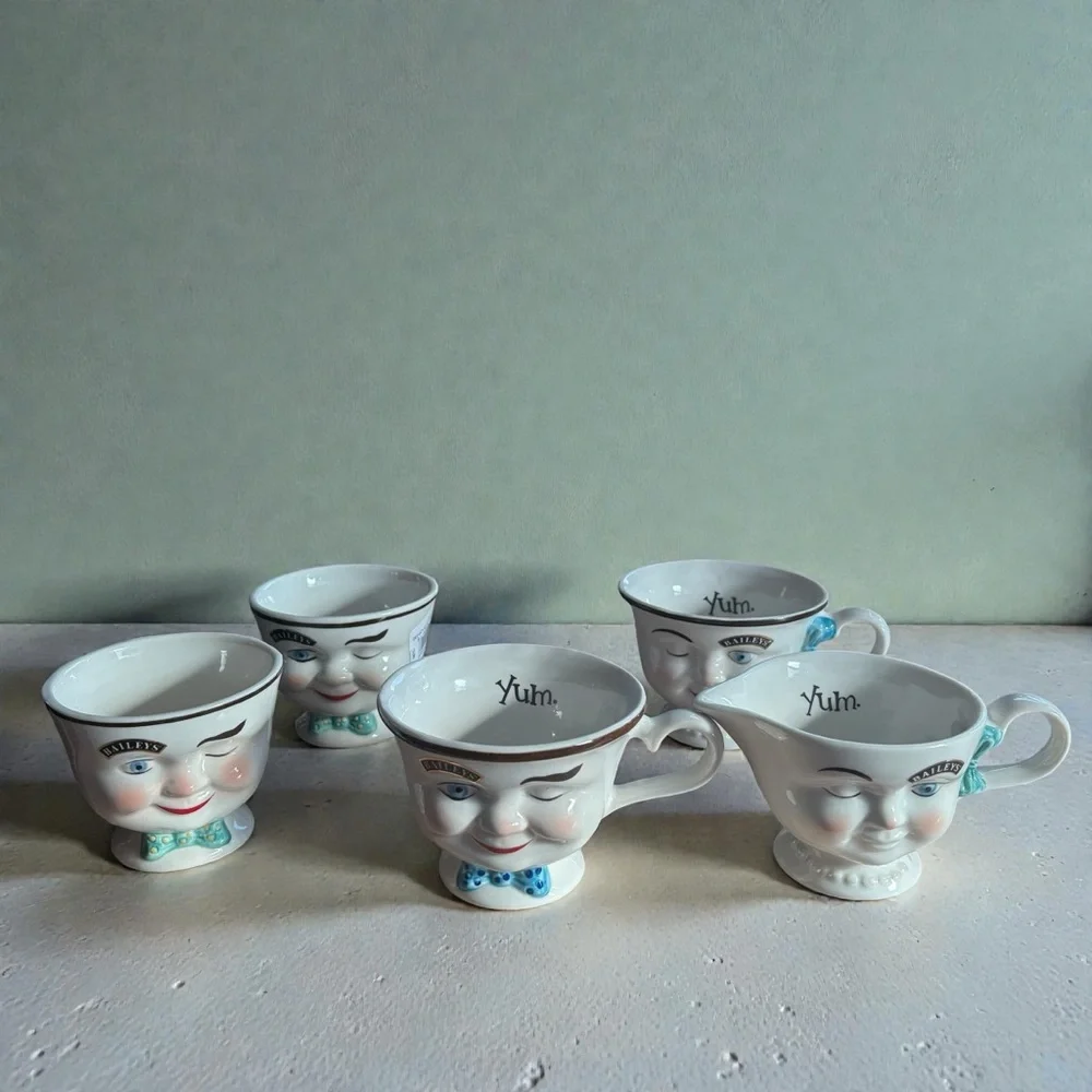 Vintage Baileys Mug Yum Mrs & Mr Blue Bow Winking Limited Edition Set Of 5 1996 - Picture 1 of 12